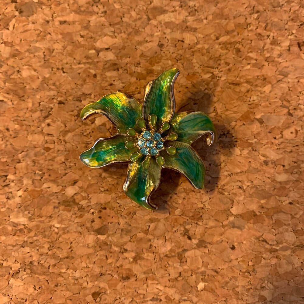 Flower Pin
